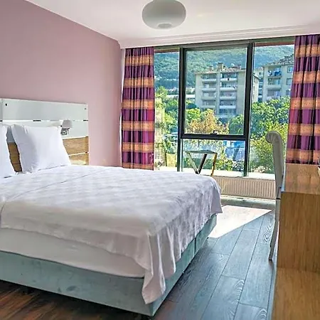 Otel Tok Epik *