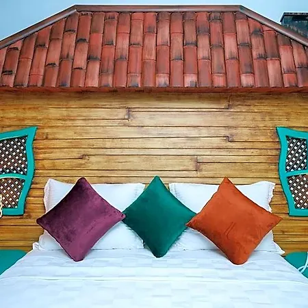 Otel Tok Epik *