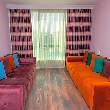 Hotel Tok Epik